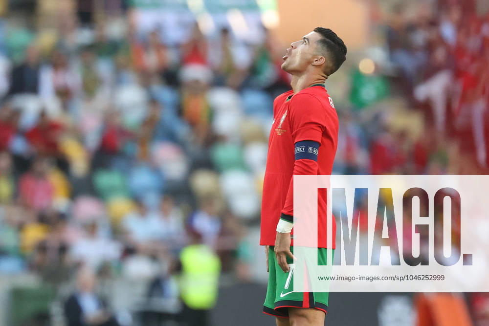 Portugal, Aveiro, 11 06 2024 EURO 2024 Friendly match before the UEFA EURO 2024 in Germany 2024 Portugal Ireland v l , Cristiano Ronaldo Portugal takes to the field
