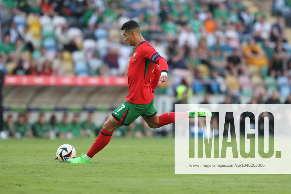 Portugal, Aveiro, 11 06 2024 EURO 2024 Friendly match before the UEFA EURO 2024 in Germany 2024 Portugal Ireland v l , Cristiano Ronaldo Portugal takes the kick-off, free kick