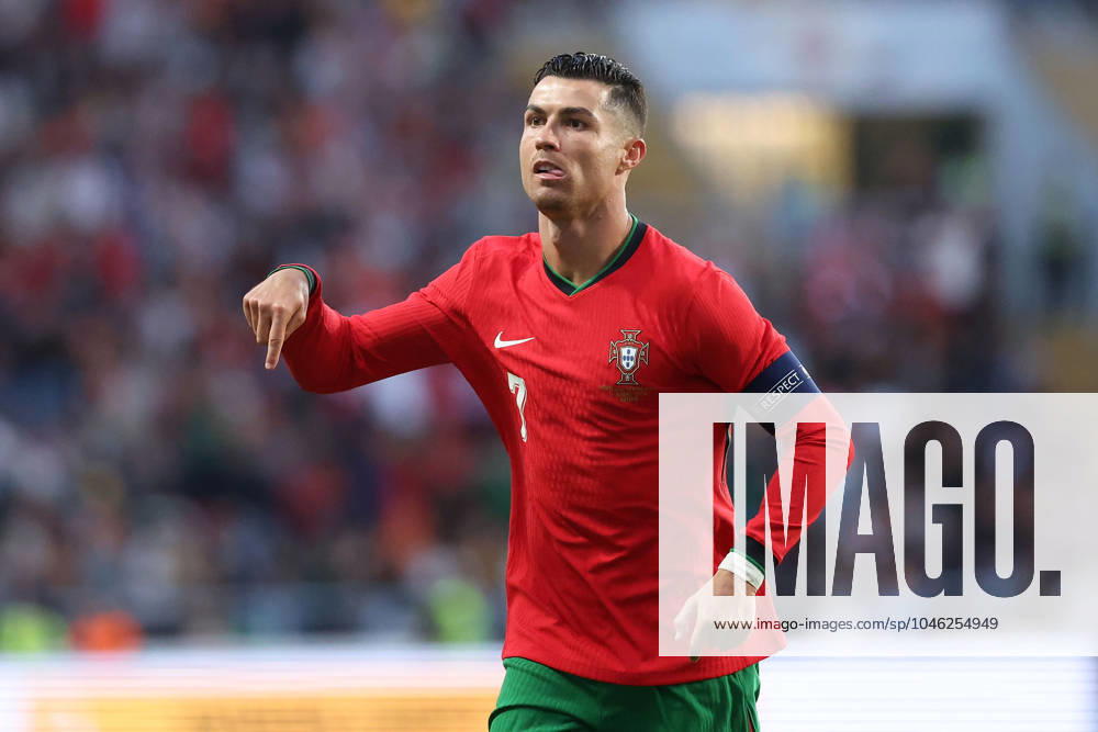 Portugal, Aveiro, 11 06 2024 EURO 2024 Friendly match before the UEFA EURO 2024 in Germany 2024 Portugal Ireland v l , Cristiano Ronaldo Portugal scores the goal for 2 0, Goal celebration, celebrate the goal