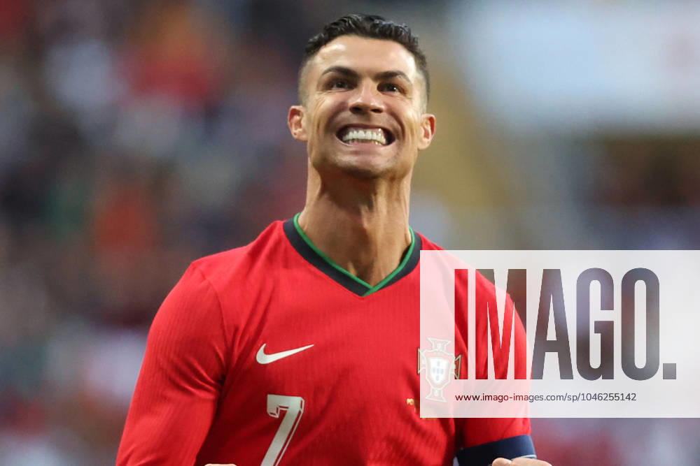 Portugal, Aveiro, 11 06 2024 EURO 2024 Friendly match before the UEFA EURO 2024 in Germany 2024 Portugal Ireland v l , Cristiano Ronaldo Portugal scores the goal for 2 0, Goal celebration, celebrate the goal