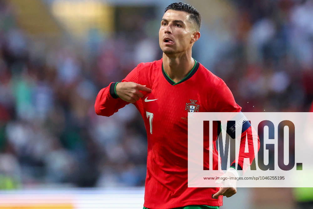 Portugal, Aveiro, 11 06 2024 EURO 2024 Friendly match before the UEFA EURO 2024 in Germany 2024 Portugal Ireland v l , Cristiano Ronaldo Portugal scores the goal for 2 0, Goal celebration, celebrate the goal