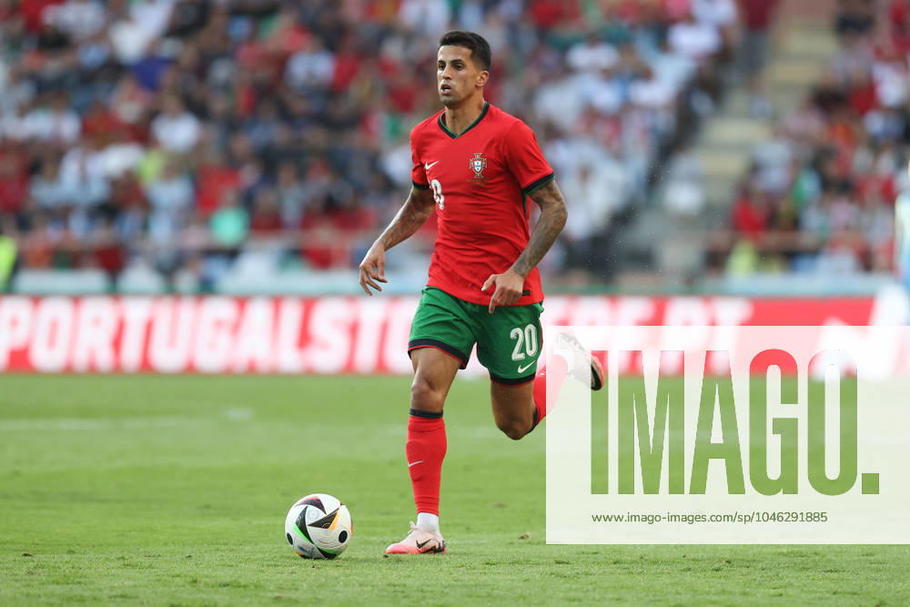 Portugal, Aveiro, 11 06 2024 EURO 2024 Friendly match before the UEFA EURO 2024 in Germany 2024 Portugal Ireland v l , Joao Cancelo Portugal on the ball, cropped image, single image, full body, action, action, game scene