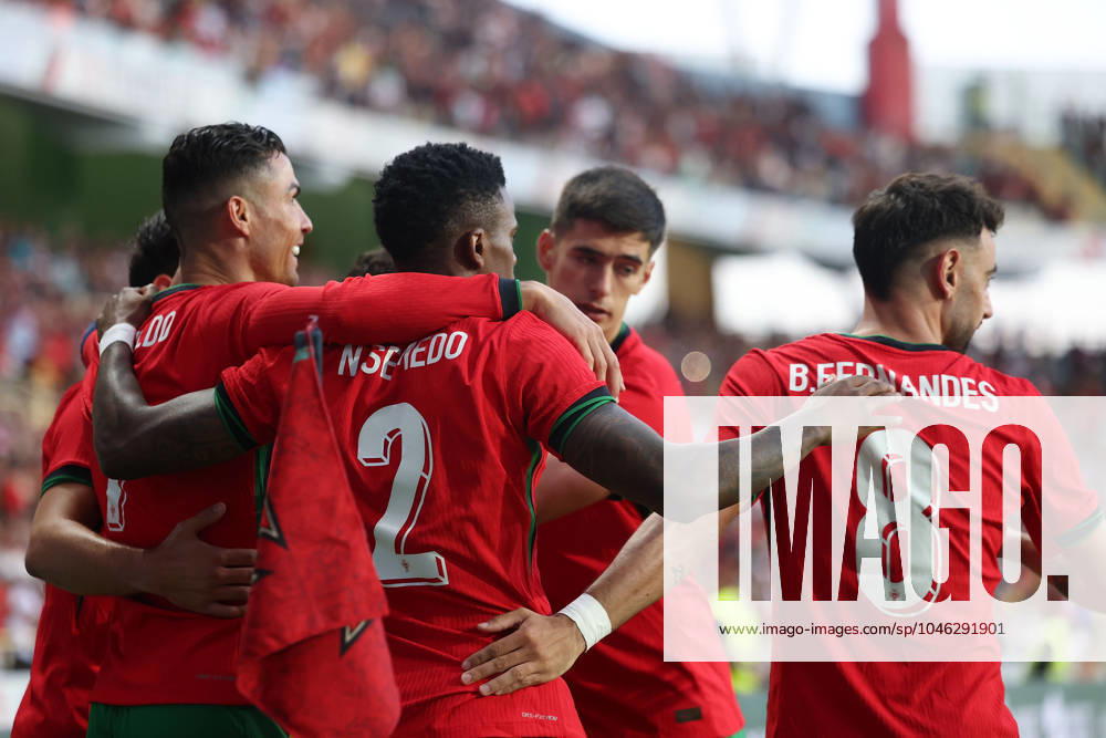 Portugal, Aveiro, 11 06 2024 EURO 2024 Friendly match before the UEFA EURO 2024 in Germany 2024 Portugal Ireland v l , Cristiano Ronaldo Portugal scores the goal for 2 0, Nelson Semedo Portugal , Antonio Silva Portugal , Bruno Fernandes Portugal , Goal celebration, celebrate the goal,