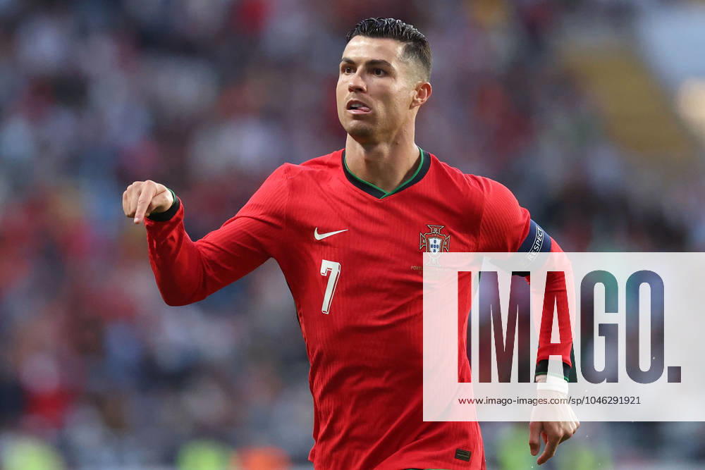 Portugal, Aveiro, 11 06 2024 EURO 2024 Friendly match before the UEFA EURO 2024 in Germany 2024 Portugal Ireland v l , Cristiano Ronaldo Portugal scores the goal to 2 0, Goal celebration, celebrate the goal,