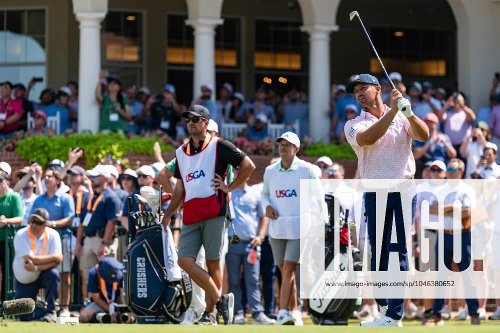 BRYSON DeCHAMBEAU of Grapevine, Texas, plays his shot from the first tee during Saturday s third round for the 124th U.S. Open, June 15, 2024, at Pinehurst Resort & Country Club (Course No. 2) in Pinehurst, North Carolina. Pinehurst USA - ZUMAh97_ 20240615_fap_h97_049
