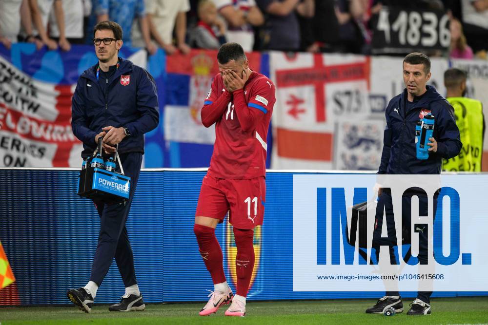 Soccer, UEFA EURO 2024, 20240616, Serbia England In the picture Filip KOSTIC Serbia, 11 injured Substitution Change Gelsenkirchen Arena auf Schalke North Rhine-Westphalia Germany