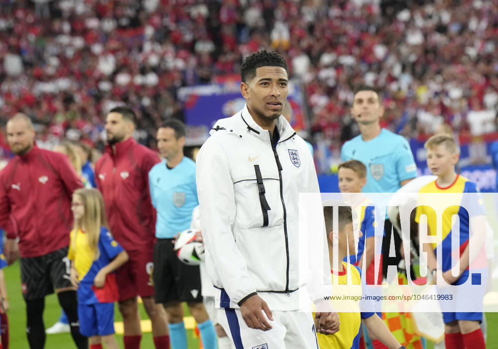 EURO 2024 - Matchday 3, Group C: Serbia vs. England Jude Bellingham enters the pitch before the EURO 2024 Day 3 Group C match between Serbia and England on 16 June 2024, at Arena AufSchalke, in Gelsenkirchen, Germany Gelsenkirchen Arena AufSchalke Germany