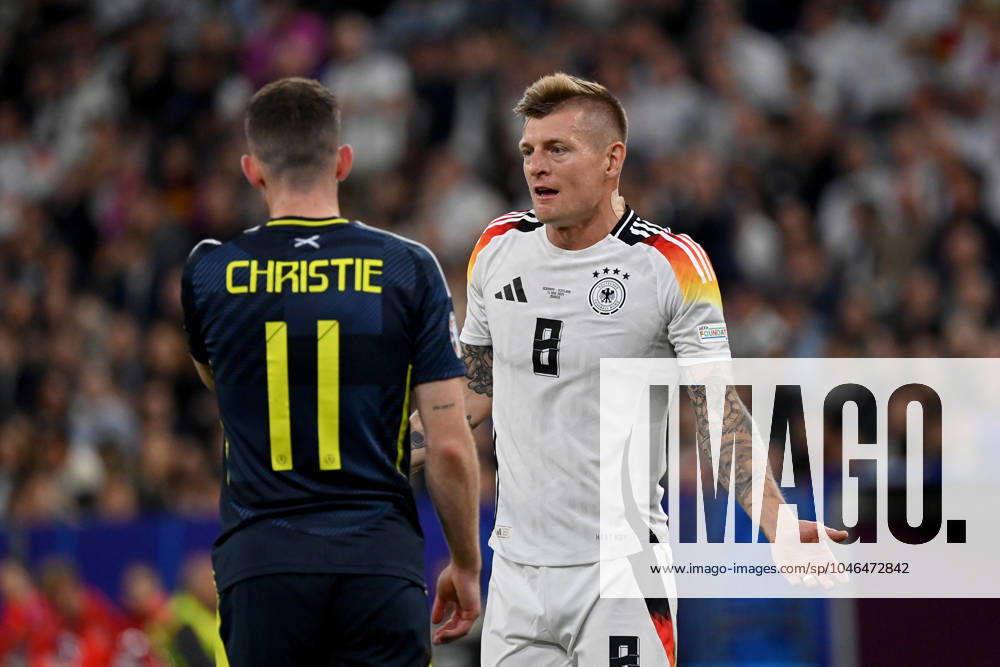 European Football Championship 2024, Germany Scotland, v l Ryan Christie Team Scotland Toni Kroos German National Football Team DFB Munich