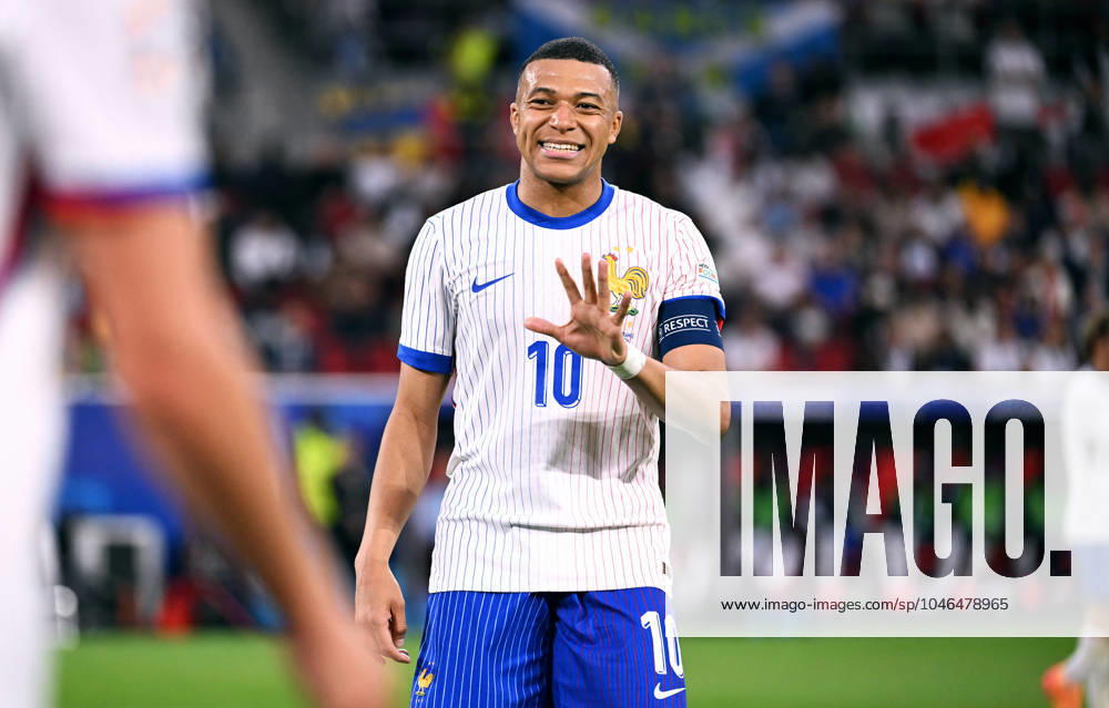 Football, European Championship, EURO 2024, Group D, Merkur Spiel Arena Düsseldorf Austria France 0 1 Kylian Mbappe FRA Action, single image