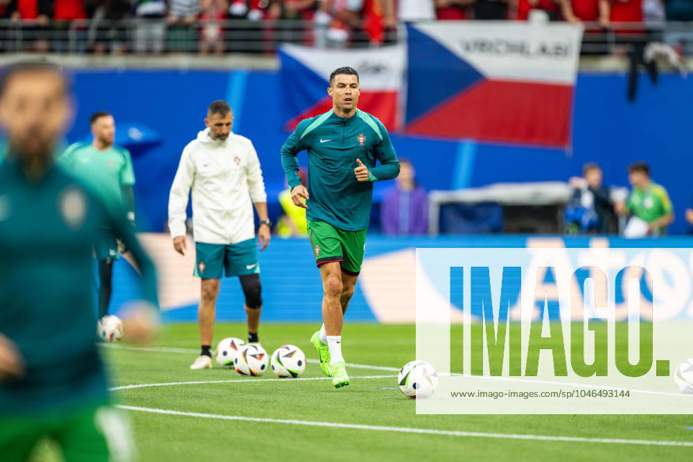 Portugal v Czech Republic, UEFA EURO, EM, Europameisterschaft,Fussball 2024, Leipzig, Germany Leipzig, Germany. 18th, June 2024. Cristiano Ronaldo (7) of Portugal is warming up before the UEFA Euro 2024 match in Group F between Portugal and Czech Republic at Red Bull Arena in Leipzig. Leipzig Germany