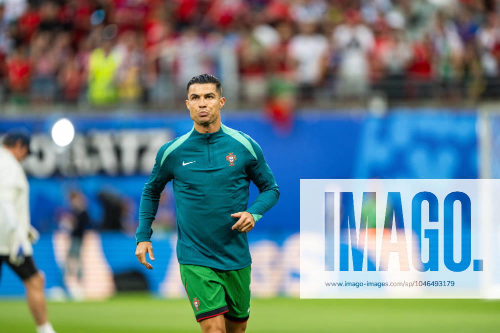 Portugal v Czech Republic, UEFA EURO, EM, Europameisterschaft,Fussball 2024, Leipzig, Germany Leipzig, Germany. 18th, June 2024. Cristiano Ronaldo (7) of Portugal is warming up before the UEFA Euro 2024 match in Group F between Portugal and Czech Republic at Red Bull Arena in Leipzig. Leipzig Germany