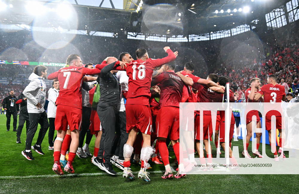 Football, European Championship, EURO 2024, Group F, Signal Iduna Park Dortmund Turkey Georgia 3 1 Turkey celebrates victory at the end of the match Cheers, joy, action