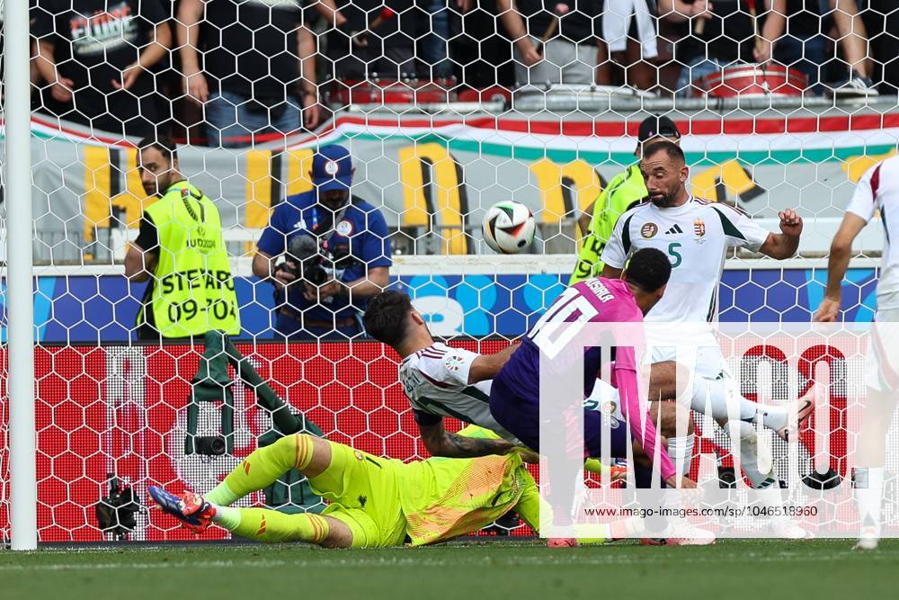 Jamal Musiala 10 Germany scores the goal to make it 1-0, Germany vs Hungary, Football, UEFA Euro 2024, Group stage, Matchday 2, 19 06 2024 Stuttgart Baden Wuerttemberg Germany