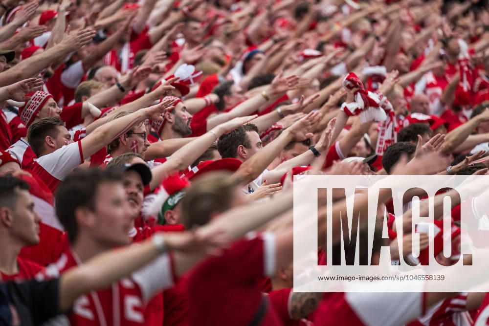 Fans of Denmark during the UEFA Euro 2024 Football Championship match between Denmark and England on June 20, 2024 in Frankfurt Photo Mathias Bergeld BILDBYRAN code MB MB0939 fotboll football soccer fotballs em europamästskap em uefa euro uefa european football championship euro 2024 danmark denmark england bbeng audience