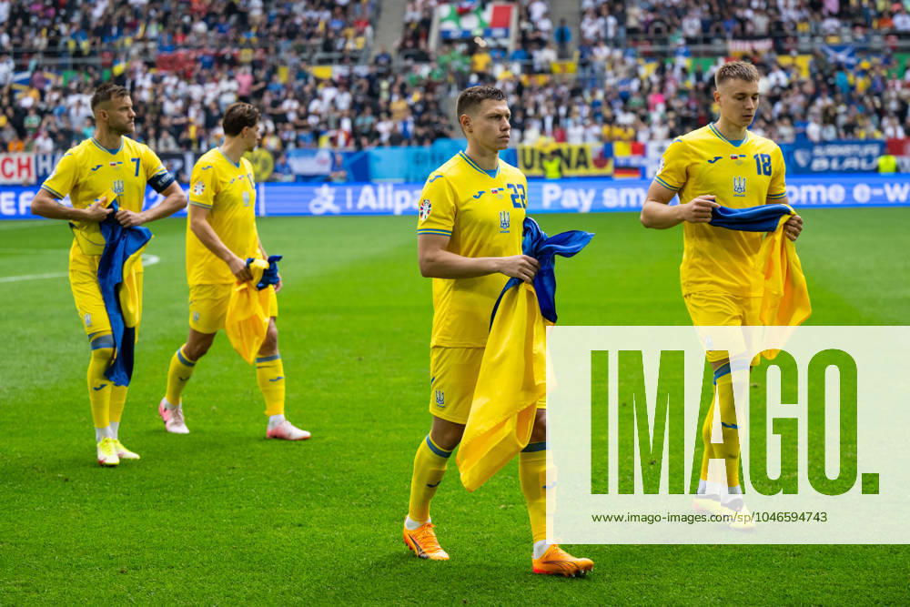 Slovakia v Ukraine: Group E - UEFA EURO, EM, Europameisterschaft,Fussball 2024 Mykola Matvienko and Volodymyr Brazhko of Ukraine are standing prior to the match during the UEFA EURO 2024 group stage match between Slovakia and Ukraine at Düsseldorf Arena on June 21, 2024 in Dusseldorf, Germany. Duesseldorf Germany