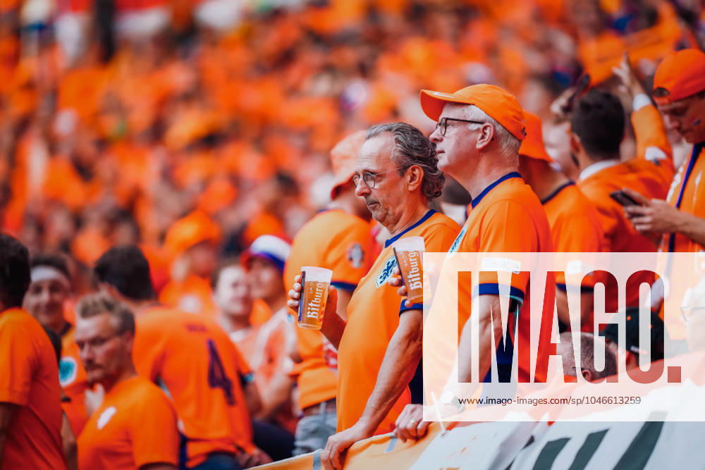 EURO 2024 - Matchday 2, Group D: The Netherlands vs. France Netherlands fans in action during the EURO 2024 Matchday 2 Group D match between the Netherlands and France on 21 June 2024, at Red Bull Arena, in Leipzig, Germany Leipzig Red Bull Arena Germany