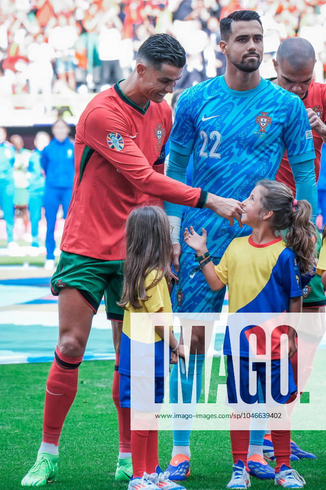 EURO 2024 - Matchday 2, Group F: Turkiye vs. Portugal Cristiano Ronaldo and a little girl share an adorable moment before the EURO 2024 Matchday 2, Group F match between Turkiye and Portugal on 22 June 2024, at BVB Stadion Dortmund, in Dortmund, Germany Dortmund BVB Stadion Dortmund Germany