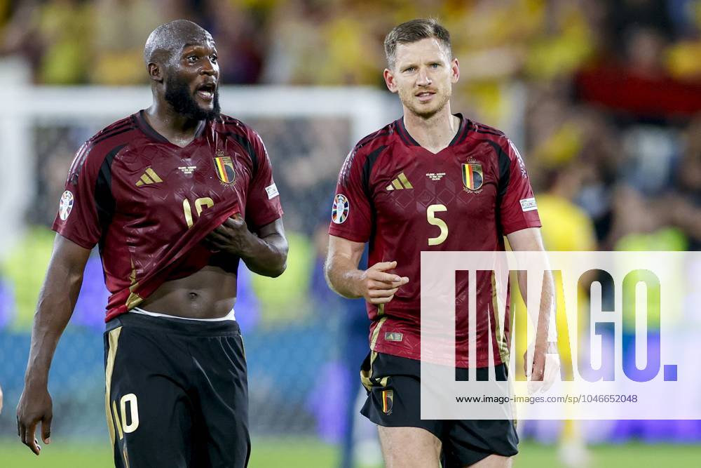 COLOGNE, RheinEnergieStadium , 22-06-2024 , European Football Championship Euro2024, Group stage match no.22 between Belgium and Romania. Belgium player Romelu Lukaku and Belgium player Jan Vertonghen after the match, endscore 2-0 Belgium - Romania (Euro2024) x25568830x