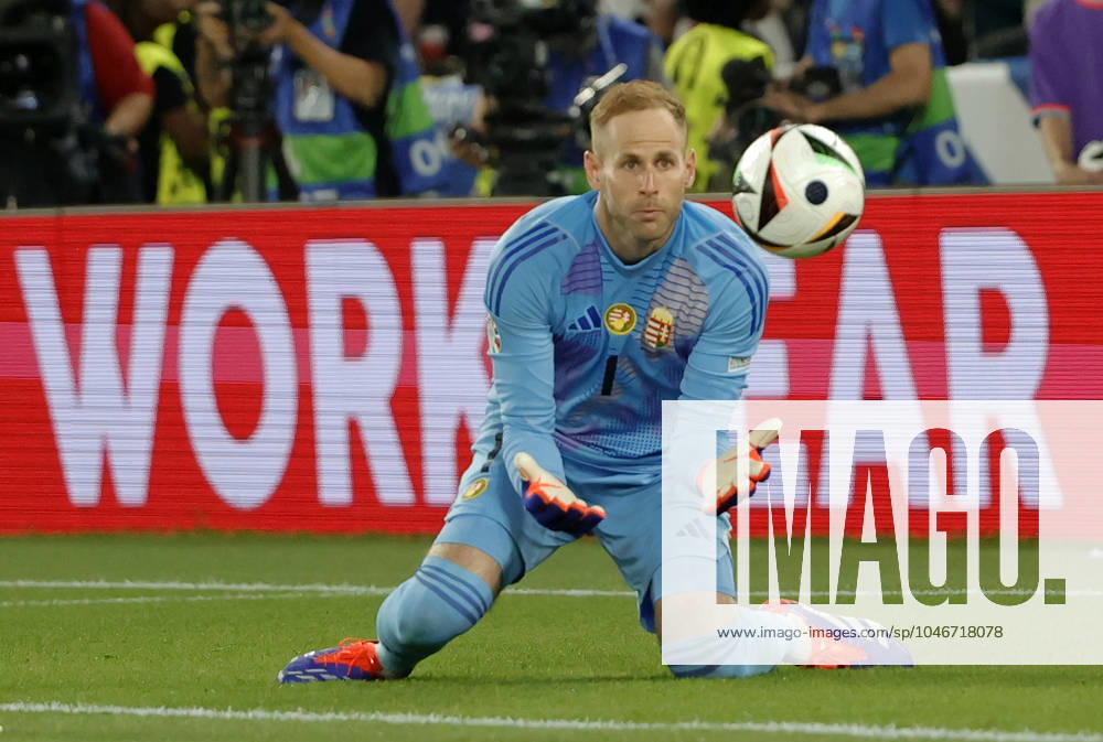 European Football Championship, Scotland vs Hungary,MHP Stuttgart, Sport, in the picture Peter Gulacsi Hungary