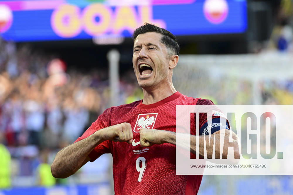 Goal celebration for 1 1 by Robert Lewandowski 9 Poland , France vs Poland, Football, UEFA Euro 2024, Group stage, Matchday 3, 25 06 2024 Dortmund Nordrhein Westfalen Germany