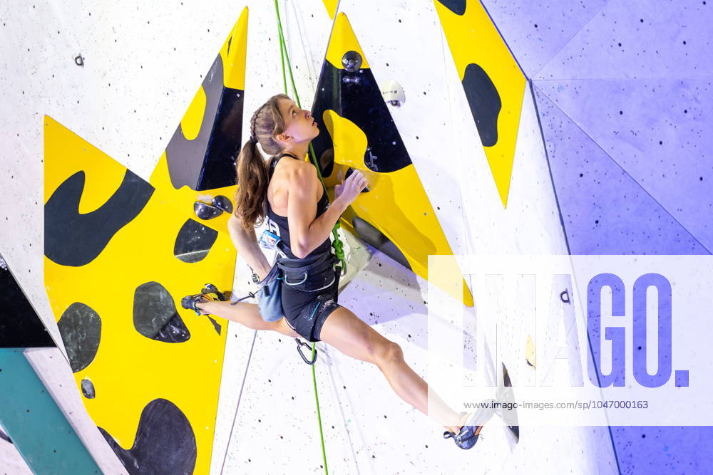 Innsbruck, AUT, IFSC, Climbing World Cup Innsbruck 2024, women, lead climbing, final, in the picture Anastasia Sanders USA Anastasia Sanders of the USA during the final of women Lead competition IFSC Climbing World Cup in Innsbruck, Austria on 2024 06 30 Expa Innsbruck EP_gro