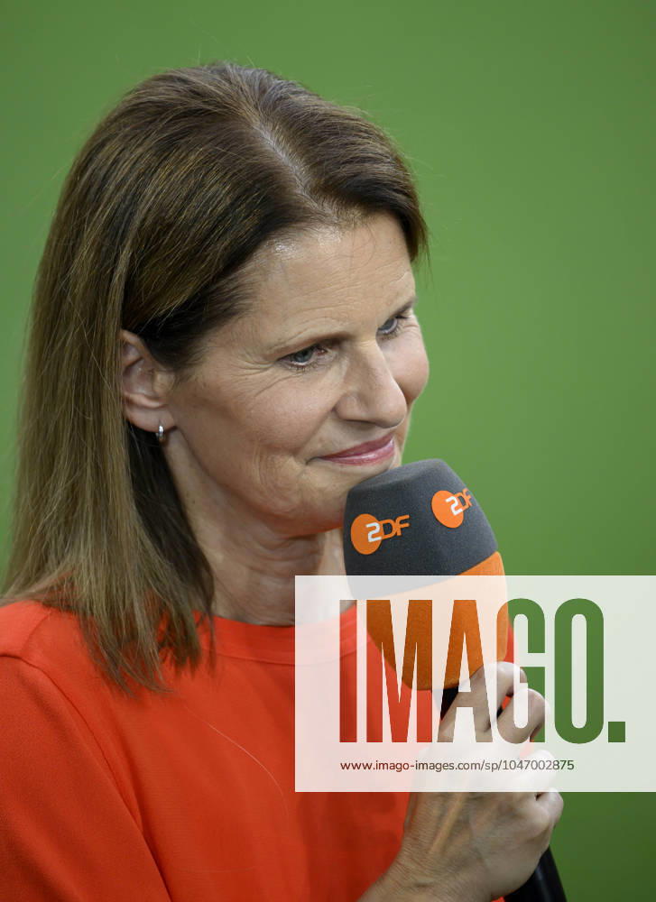 Katrin MUELLER HOHENSTEIN Müller Hohenstein ZDF Moderator Round of 16, Match M37, Germany GER Denmark DEN 2 0, on 29 06 2024 in Dortmund Germany European Football Championship 2024 from 14 06 14 07 2024 in Germany Â
