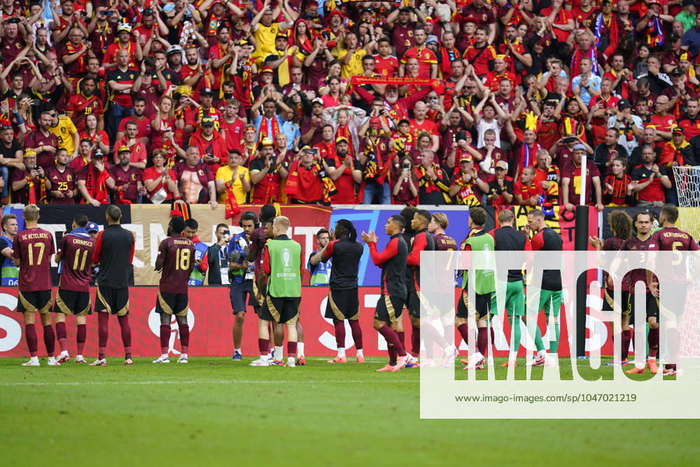 GER: France v Belgium. UEFA EURO, EM, Europameisterschaft,Fussball 2024 Belgium players at full time during the UEFA Euro 2024 match between France and Belgium, Round of 16, played at Dusseldorf Arena on July 1, 2024 in Düsseldorf, Germany. kpng
