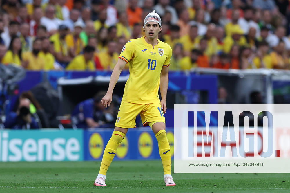 Soccer UEFA EURO 2024 Round of 16 Romania Netherlands on 02 07 2024 at the Munich Football Arena in Munich Ianis Hagi Romania with head bandage