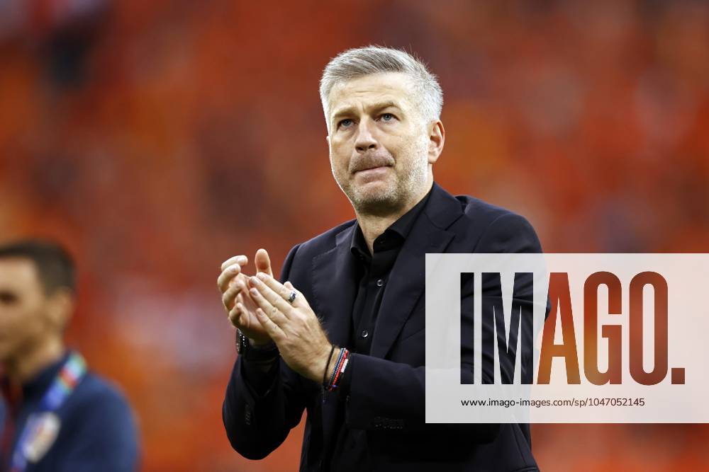 MUNICH - Romania coach Edward Iordanescu disappointment after the UEFA EURO, EM, Europameisterschaft,Fussball 2024 round of 16 match between Romania and the Netherlands at the Munich Football Arena on July 2, 2024 in Munich, Germany. ANP MAURICE VAN STEEN UEFA EURO 2024 2024 ANPxSportx IVx 502631294 originalFilename: 502631294