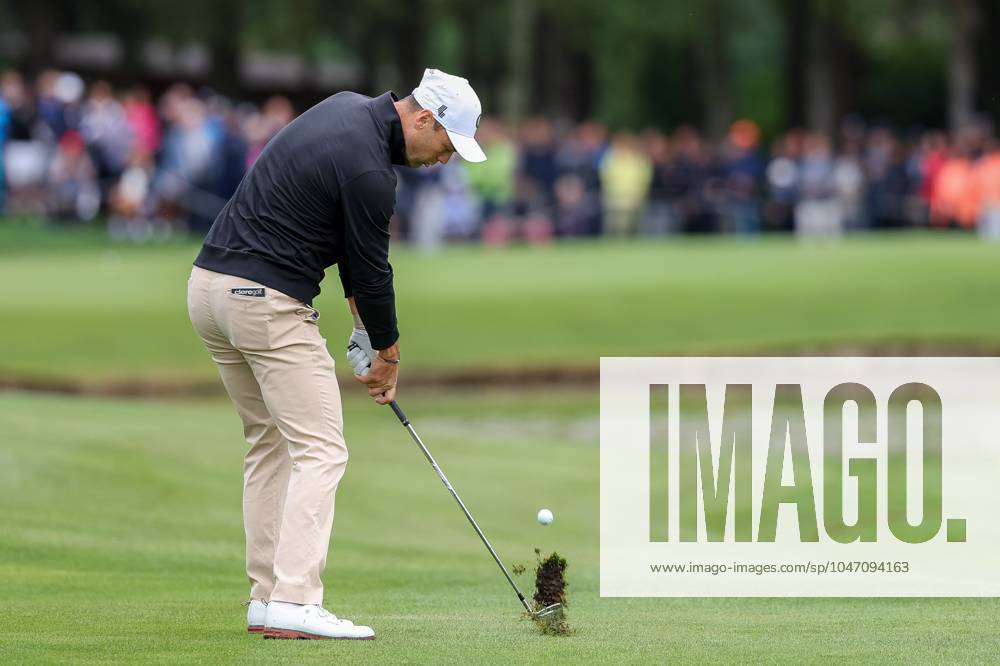 Martin Kaymer GER on the fairway, BMW International Open 2024, Golf, DP World Tour, Men, Round 1, 04 07 2024 Eichenried Bayern Germany
