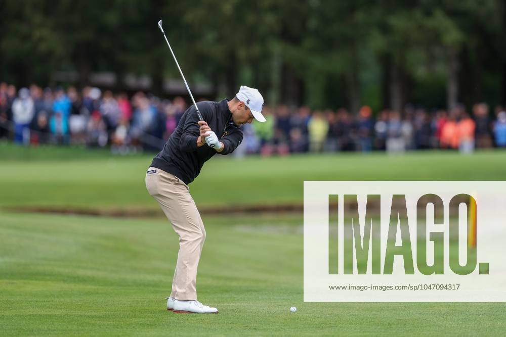 Martin Kaymer GER on the fairway, BMW International Open 2024, Golf, DP World Tour, Men, Round 1, 04 07 2024 Eichenried Bayern Germany