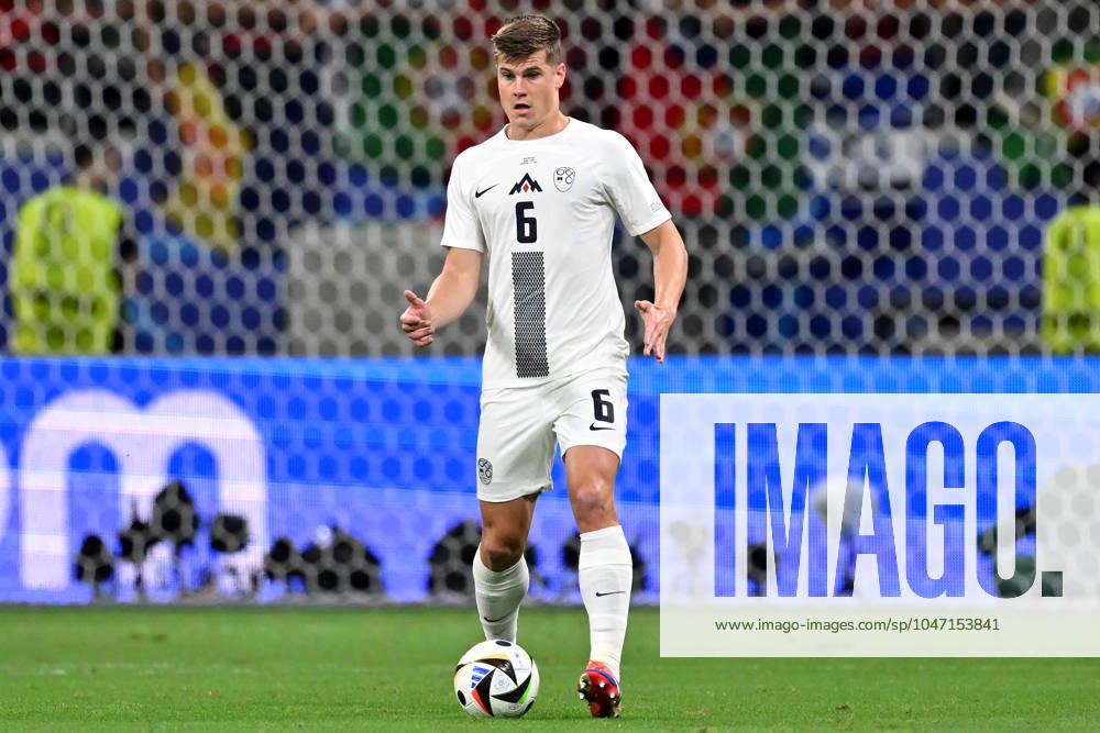 KAI SCHWOERER Jaka Bijol of Slovenia controls the ball during the UEFA EURO, EM, Europameisterschaft,Fussball 2024 round of 16 match between Portugal and Slovenia at Frankfurt Arena on July 1, 2024 in Frankfurt, Germany. 010724-CPL-PORvSVN-073