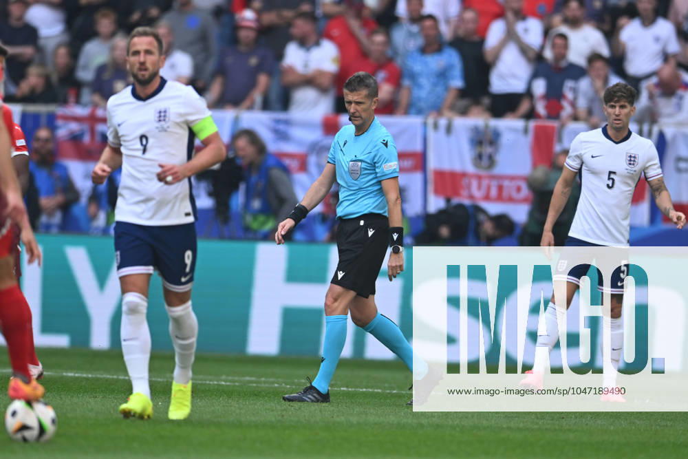 Daniele Orsato (Referee) during the UEFA EURO, EM, Europameisterschaft,Fussball Germany 2024 match between England 6-4 Switzerland at Dusseldorf Arena on July 05, 2024 in Dusseldorf , Germany. Noxthirdxpartyxsales (258856406)