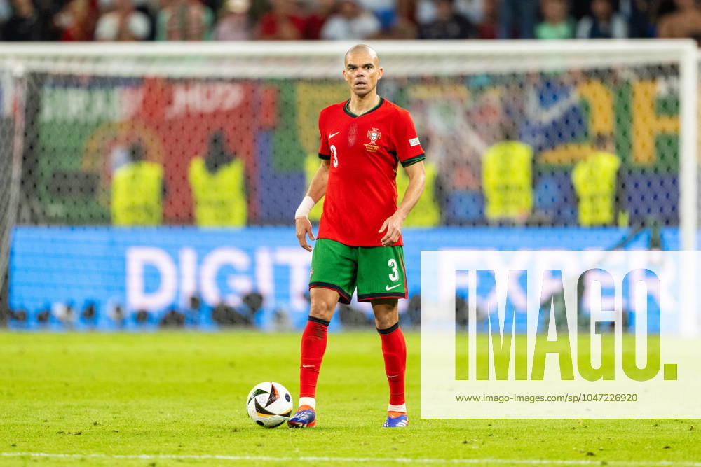 Portugal v France, UEFA EURO, EM, Europameisterschaft,Fussball 2024, Hamburg, Germany Hamburg, Germany. 05th, July 2024. Pepe (3) of Portugal seen during the UEFA Euro 2024 quarter final match between Portugal and France at Volksparkstadion in Hamburg. Hamburg Germany