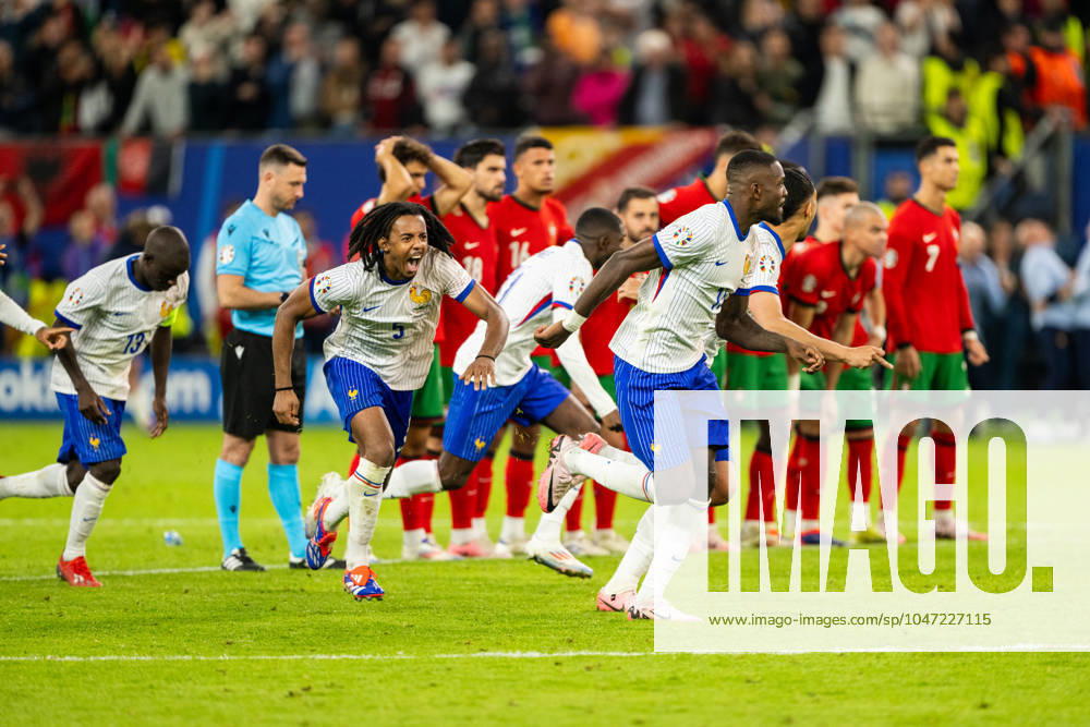 Portugal v France, UEFA EURO, EM, Europameisterschaft,Fussball 2024, Hamburg, Germany Hamburg, Germany. 05th, July 2024. The players of France seen in celebration after winning the penalty shoot out of the UEFA Euro 2024 quarter final match between Portugal and France at Volksparkstadion in Hamburg. Hamburg Germany