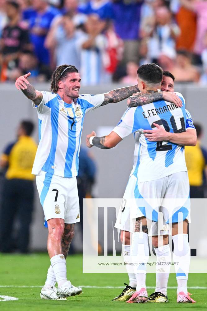 Copa America USA 2024 Argentina vs Canada - Semifinal Lionel Messi celebrates his goal 2-0 with Rodrigo de Paul and Enzo Fernandez of Argentina during the CONMEBOL Copa America 2024 Semi-final match between Argentina and Canada, at MetLife Stadium, on July 09, 2024 in East Rutherford, New Jersey, United States. EAST RUTHERFORD NEW JERSEY UNITED STATES
