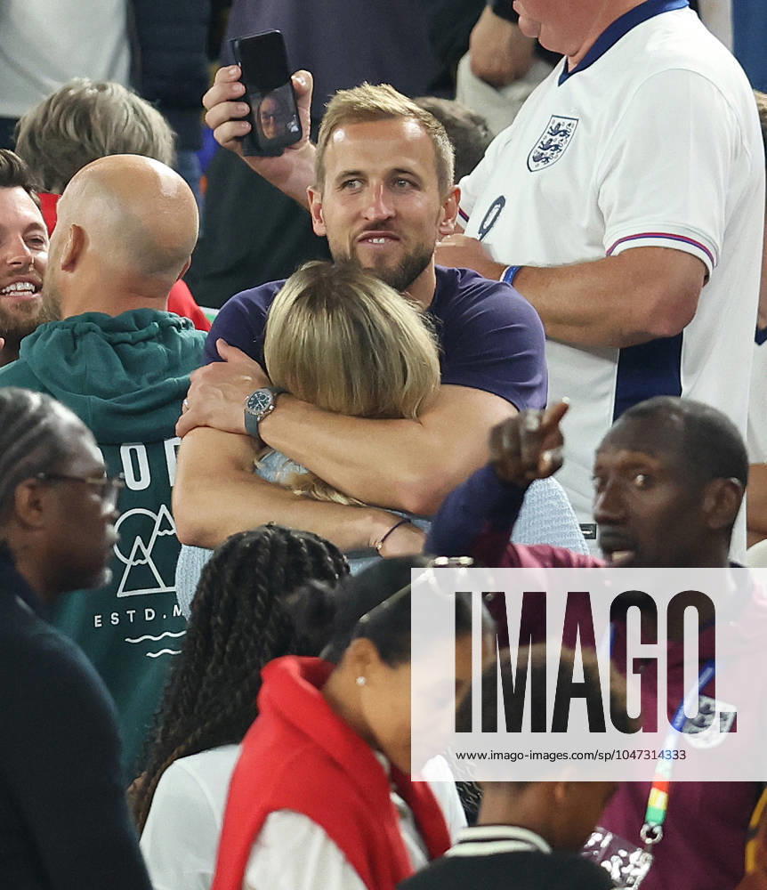 Dortmund, Germany, 10th July 2024. Harry Kane of England celebrates with his wife Katie after the UEFA European Championships semi final match at BVB Stadion, Dortmund. Picture credit should read: Paul Terry Sportimage . SPI-3222-0219