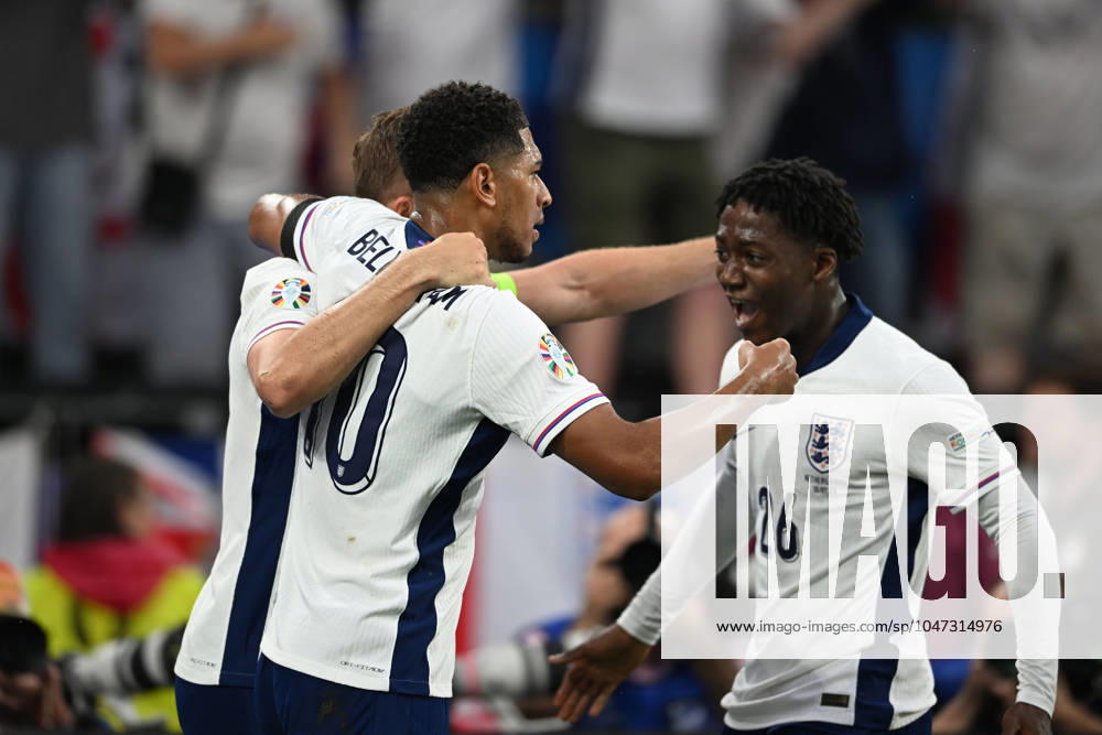 Harry Kane (England)Jude Bellingham (England)Kobbie Mainoo (England) celebrates after scoring his team s first goal during the UEFA EURO, EM, Europameisterschaft,Fussball Germany 2024 match between Netherlands 1-2 England at BVB Stadion Dortmund on July 10, 2024 in Dortmund, Germany. Noxthirdxpartyxsales (259254959)
