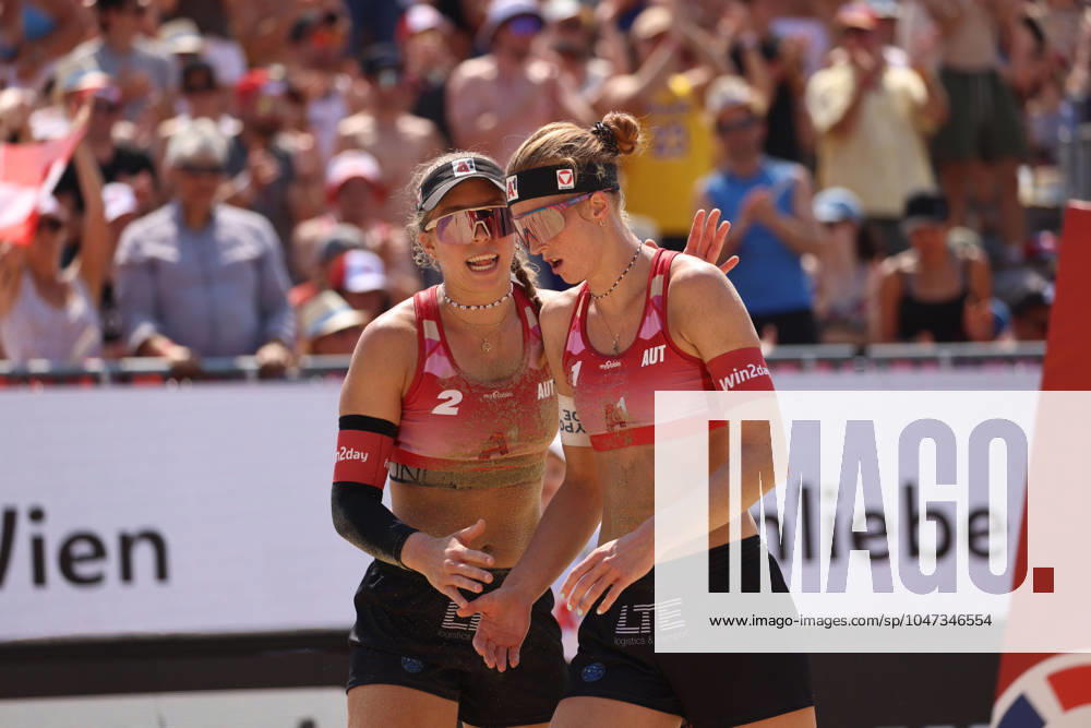 BEACHVOLLEYBALL - Beach Pro Vienna VIENNA,AUSTRIA,12.JUL.24 - Beach volleyball, Beachvolleyball - A1 Beach Pro Vienna. Image shows Ronja Klinger and Dorina Klinger (AUT). GEPAxpictures xMathiasxMandl