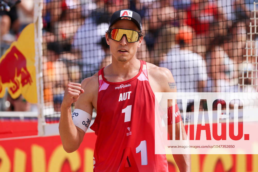 BEACHVOLLEYBALL - Beach Pro Vienna VIENNA,AUSTRIA,12.JUL.24 - Beach volleyball, Beachvolleyball - A1 Beach Pro Vienna. Image shows Julian Hoerl (AUT). GEPAxpictures xMathiasxMandl