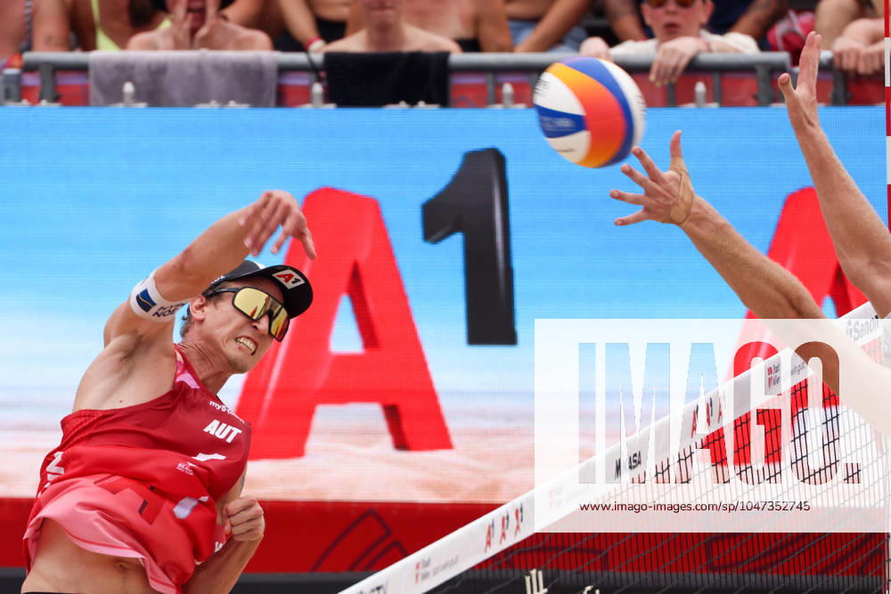 BEACHVOLLEYBALL - Beach Pro Vienna VIENNA,AUSTRIA,12.JUL.24 - Beach volleyball, Beachvolleyball - A1 Beach Pro Vienna. Image shows Julian Hoerl (AUT). GEPAxpictures xMathiasxMandl