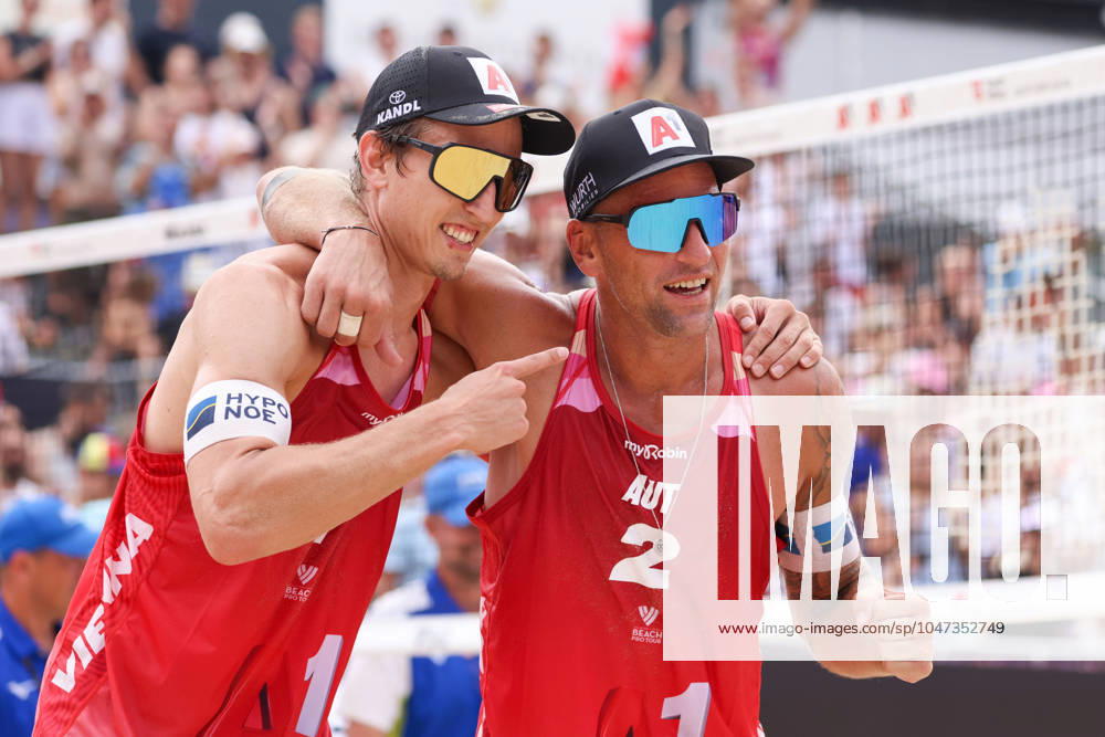BEACHVOLLEYBALL - Beach Pro Vienna VIENNA,AUSTRIA,12.JUL.24 - Beach volleyball, Beachvolleyball - A1 Beach Pro Vienna. Image shows Julian Hoerl and Alexander Horst (AUT). GEPAxpictures xMathiasxMandl