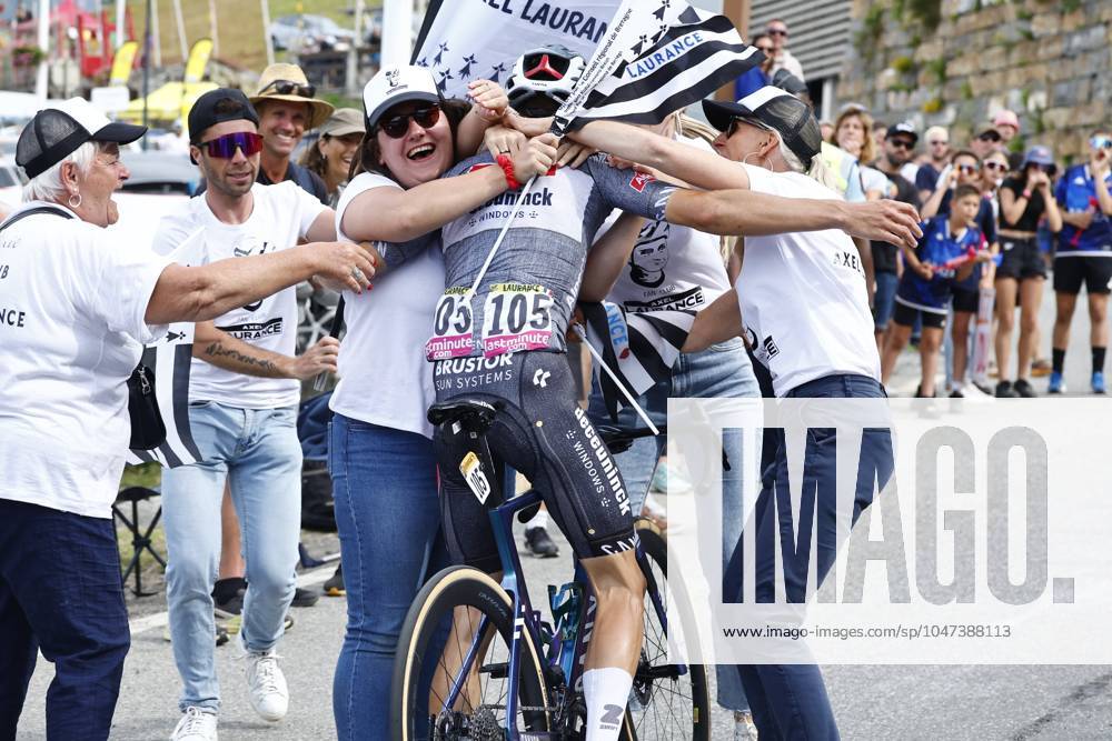 Tour de France 2024 - Stage 14 SAINT-LARY-SOULAN PLA D ADET, FRANCE - JULY 13 : Laurance Axel (FRA) of Alpecin-Deceuninck and fans during stage 14 of the 111th edition of the Tour de France 2024 cycling race, a stage of 152 kms with start in Pau and finish in Saint-Lary-Soulan Pla d Adet on July 13, 2024 in Saint-Lary-Soulan Pla d Adet, France, 13 07 2024 Saint-Lary-Soulan Pla d Adet France