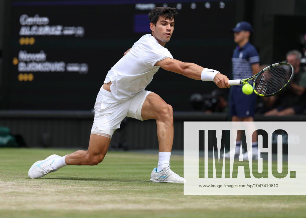 Carlos Alcaraz ESP Mens Singles, Gentlemen s Singles, Final, Final Tennis Wimbledon 2024 Grand Slam ITF ATP WTA AELTC London Great Britain 14 July 2024