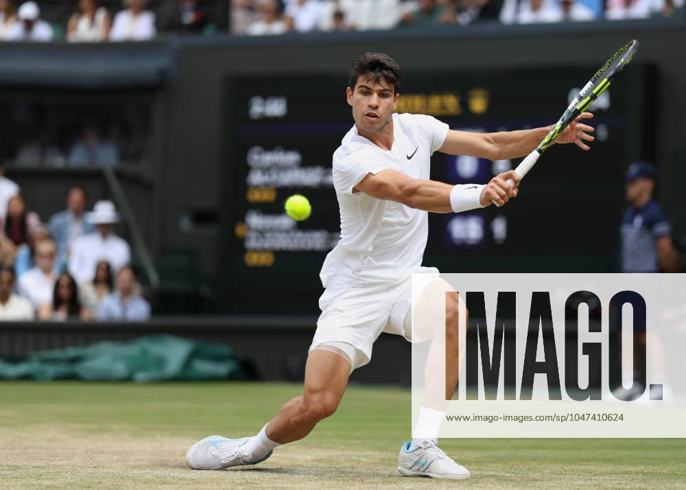Carlos Alcaraz ESP Mens Singles, Gentlemen s Singles, Final, Final Tennis Wimbledon 2024 Grand Slam ITF ATP WTA AELTC London Great Britain 14 July 2024