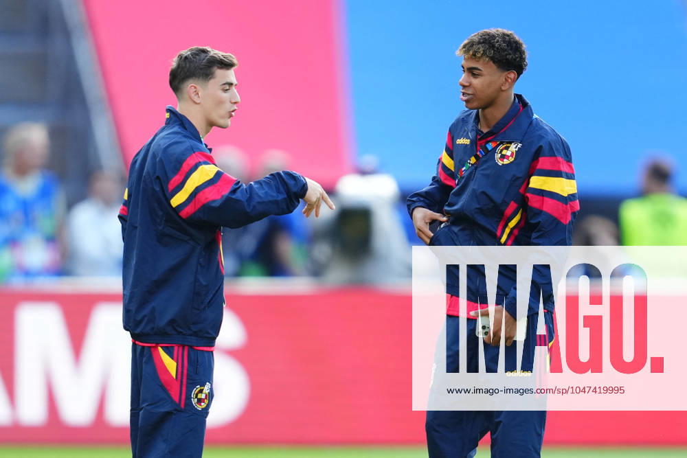 GER: Spain v England. UEFA EURO, EM, Europameisterschaft,Fussball 2024 Final Lamine Yamal of Spain and Gavi during the UEFA Euro 2024 match between Spain and England, Final, played at Olympiastadion on July 14, 2024 in Berlin, Germany. kpng