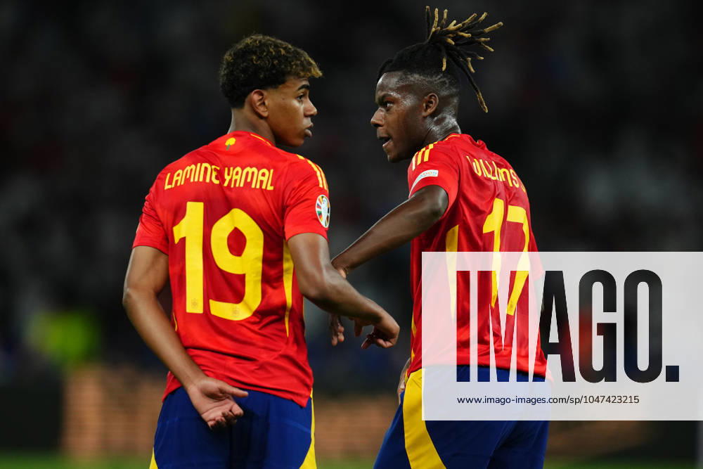 GER: Spain v England. UEFA EURO, EM, Europameisterschaft,Fussball 2024 Final Lamine Yamal and Nico Williams of Spain during the UEFA Euro 2024 match between Spain and England, Final, played at Olympiastadion on July 14, 2024 in Berlin, Germany. kpng