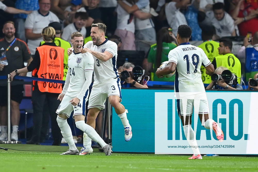 Football, Men, Season 2023 24, UEFA Euro EM 2024, Final in Berlin, Spain England, Cole Palmer England , Luke Shaw England and Ollie Watkins England goal celebration, cheering after the goal to 1 1 , 14 07 2024,