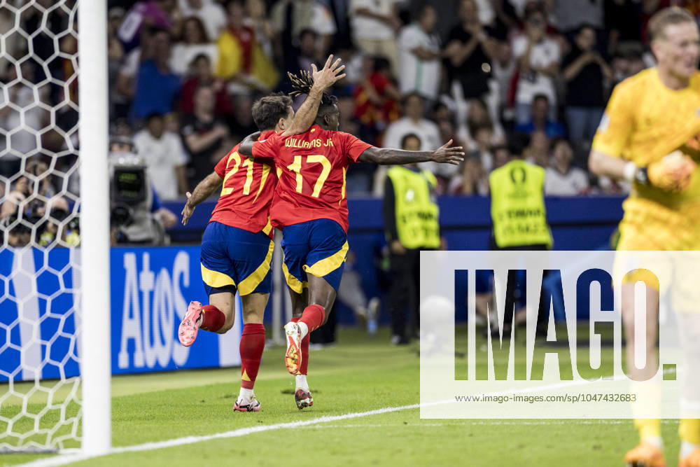 Spain v England, UEFA EURO, EM, Europameisterschaft,Fussball 2024 final, Berlin, Germany Berlin, Germany. 14th, July 2024. Mikel Oyarzabal (21) of Spain scores for winner for 2-1 during the UEFA Euro 2024 final between Spain and England at Olympiastadion in Berlin. Berlin Germany