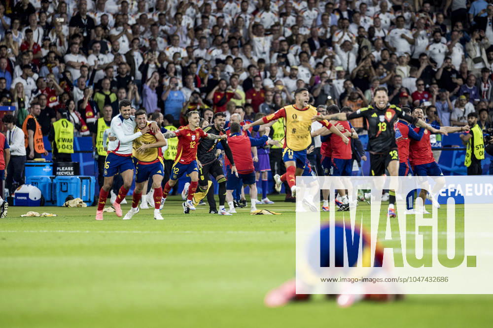 Spain v England, UEFA EURO, EM, Europameisterschaft,Fussball 2024 final, Berlin, Germany Berlin, Germany. 14th, July 2024. The players of Spain seen in celebration after the final whistle of the UEFA Euro 2024 final between Spain and England at Olympiastadion in Berlin. Berlin Germany